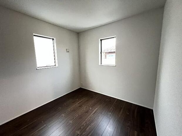 子供部屋にもちょうど良い大きさのお部屋です。