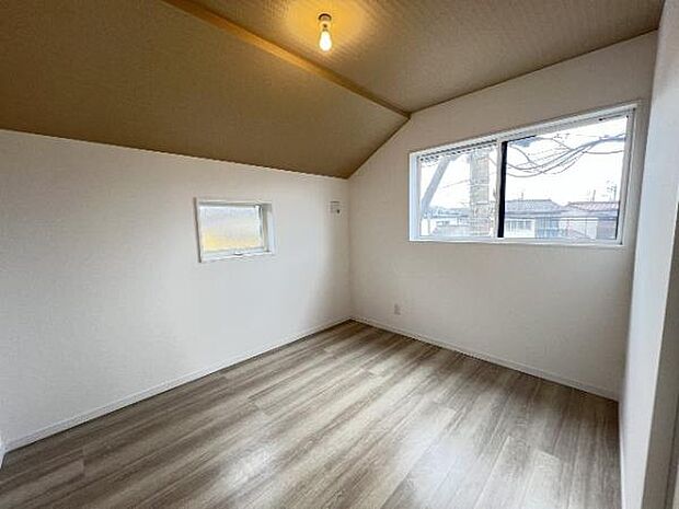 子供部屋にもちょうど良い大きさのお部屋です。