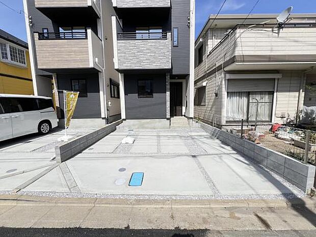 駐車場ももちろん完備しておりますのでお車所有の方にも心強いです。