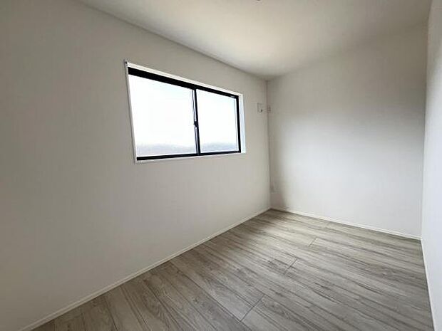 子供部屋にもちょうど良い大きさのお部屋です。