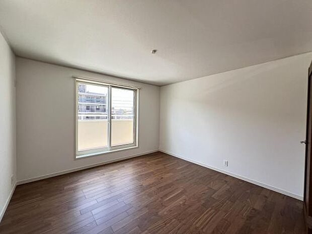 子供部屋にもちょうど良い大きさのお部屋です。