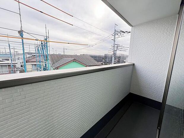 お洗濯ものを気持ち良く太陽の光で干せるのが嬉しいですね。