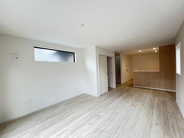 リビングダイニングになります。ご家族そろっての素敵な空間になりそうですね。