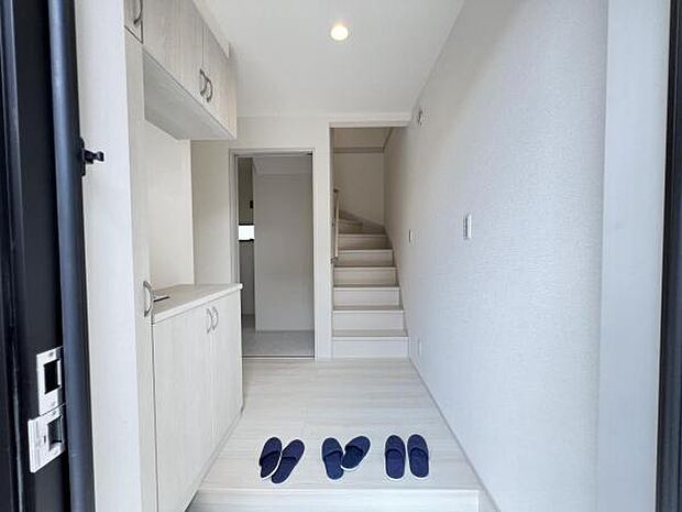 いつも気持ちよくご家族を迎えられる玄関です。