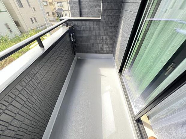 お洗濯ものを気持ち良く太陽の光で干せるのが嬉しいですね。