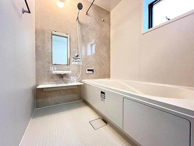 お風呂でほっとひといき。1日の疲れを癒しましょう。