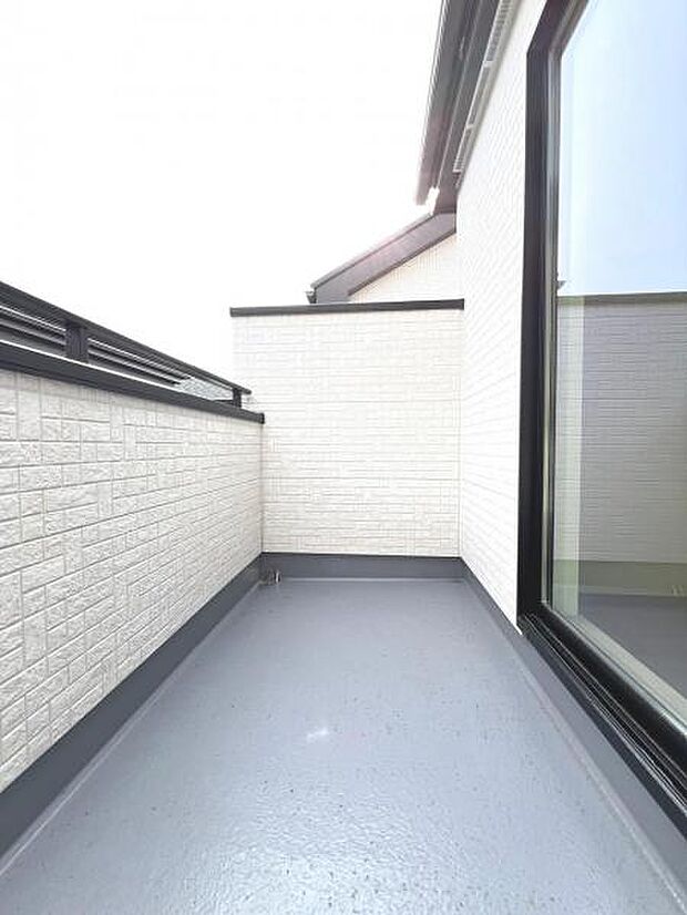 お洗濯ものを気持ち良く太陽の光で干せるのが嬉しいですね。