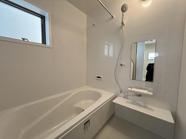 お風呂でほっとひといき。1日の疲れを癒しましょう。