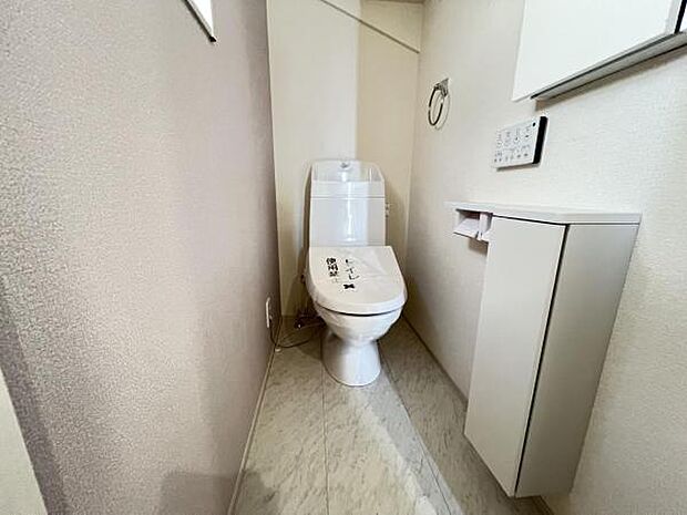 ほっと安らげるトイレ空間です。