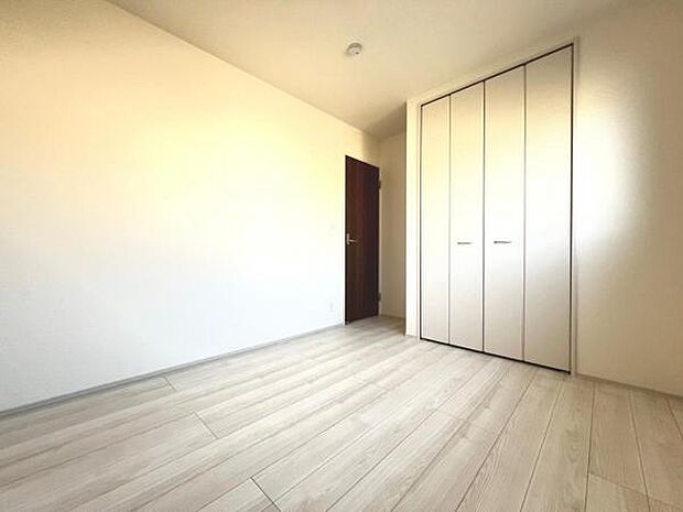 子供部屋や趣味の部屋など用途に合わせてお使いいただけます。