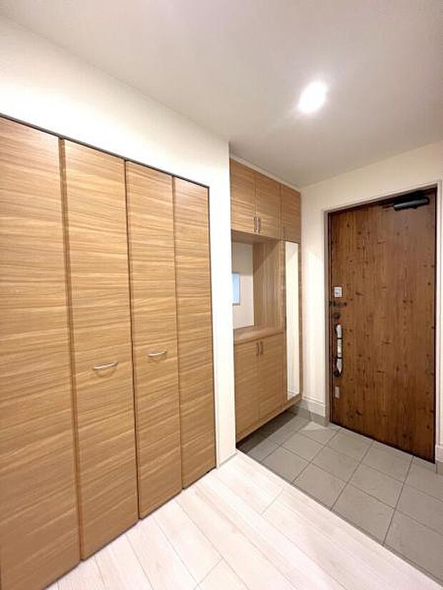 いつも気持ちよくご家族を迎えられる玄関です。