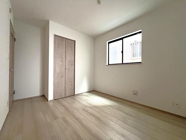 子供部屋にもちょうど良い大きさのお部屋です。