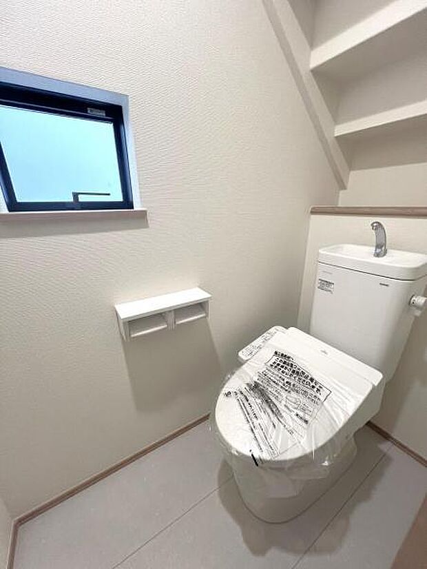 ほっと安らげるトイレ空間です。
