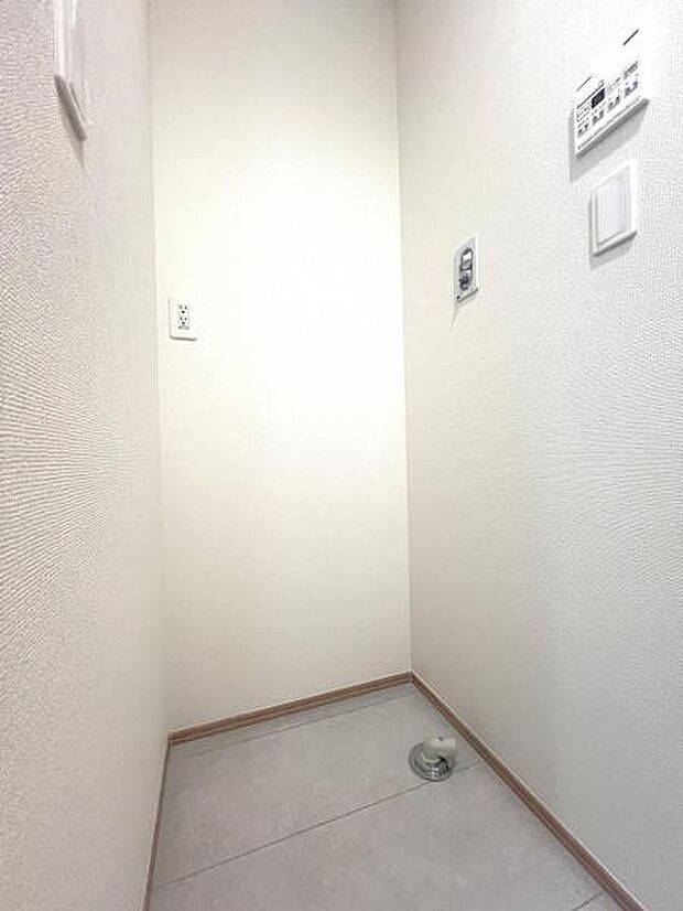 お天気を気にせずお洗濯ができ、室内干し可能です。