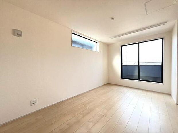 子供部屋にもちょうど良い大きさのお部屋です。