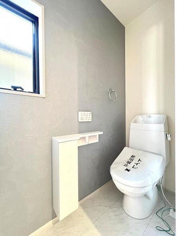 ほっと安らげるトイレ空間です。