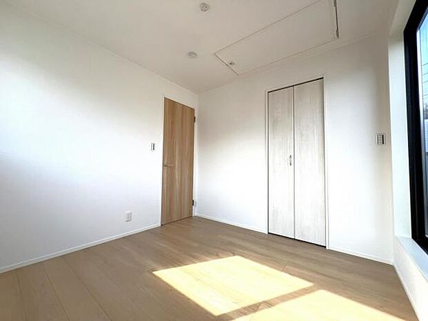 子供部屋にもちょうど良い大きさのお部屋です。