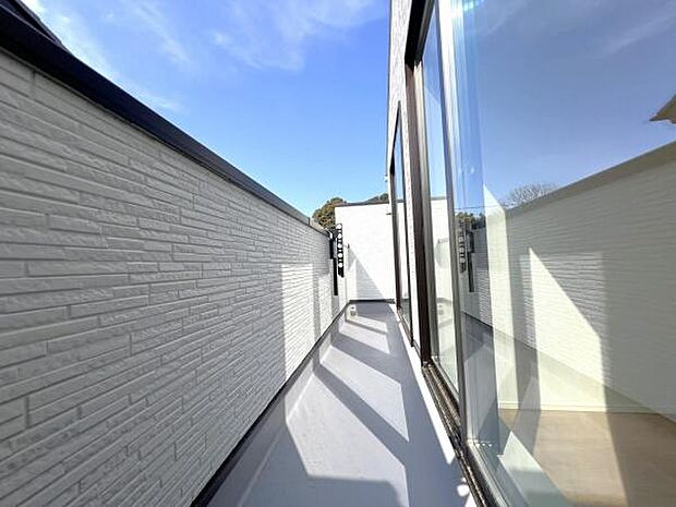 お洗濯ものを気持ち良く太陽の光で干せるのが嬉しいですね。