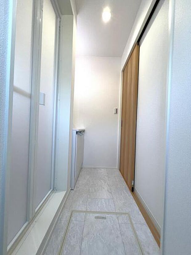 脱衣所は小さなお子様がいるご家庭にも重宝されます。