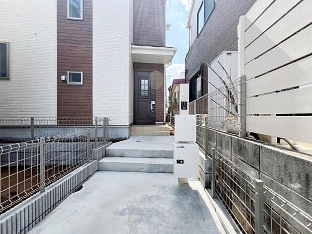 いつも気持ちよくご家族を迎えられる玄関です。