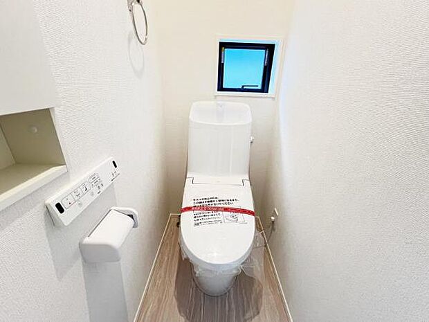 ほっと安らげるトイレ空間です。