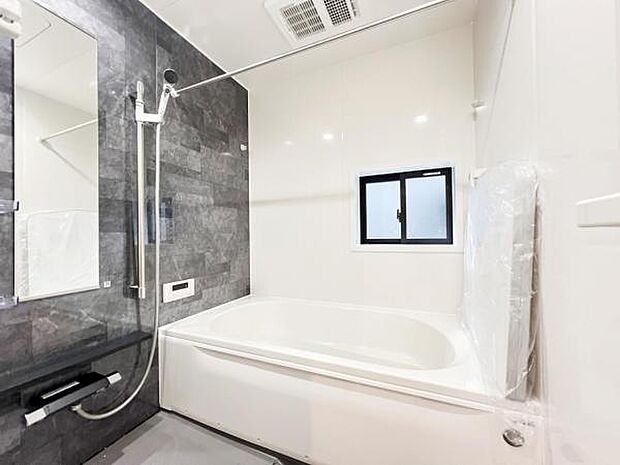 お風呂でほっとひといき。1日の疲れを癒しましょう。