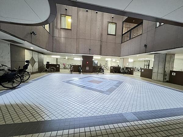 駐輪場の最新の空き状況はお問い合わせくださいませ。