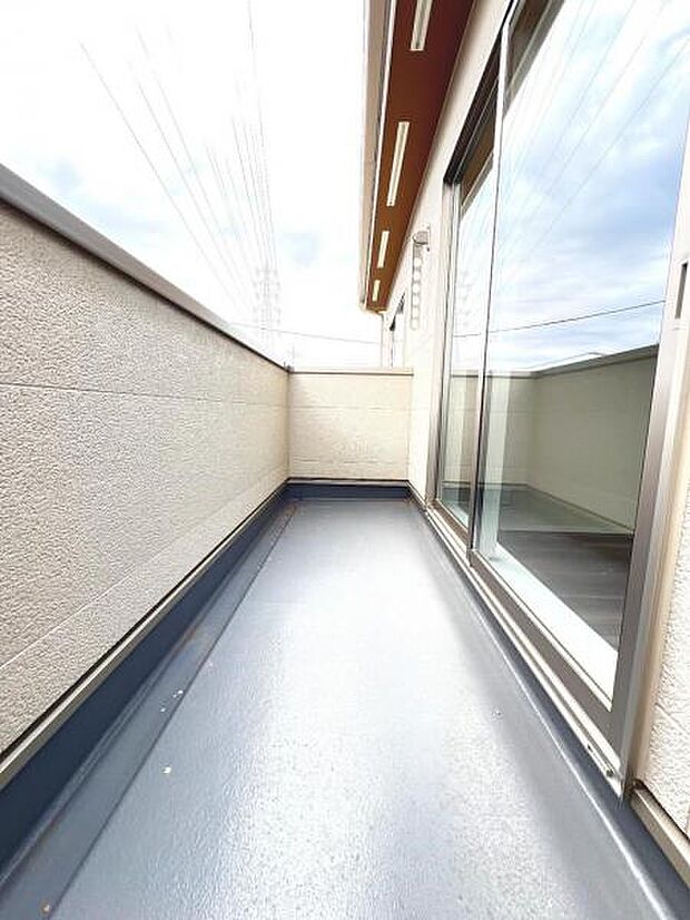 お洗濯ものを気持ち良く太陽の光で干せるのが嬉しいですね。