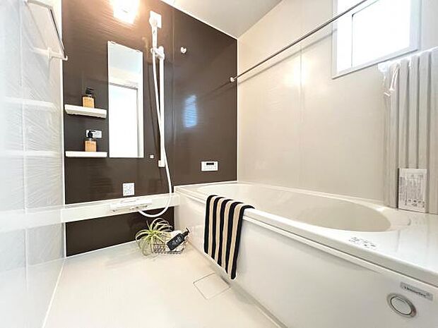 お風呂でほっとひといき。1日の疲れを癒しましょう。