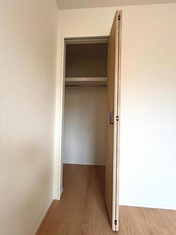 収納豊富な間取りで、室内もスッキリ快適です。