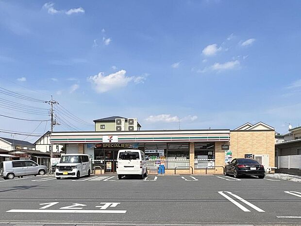 セブン-イレブン さいたま吉野町1丁目店まで約600m(徒歩8分)