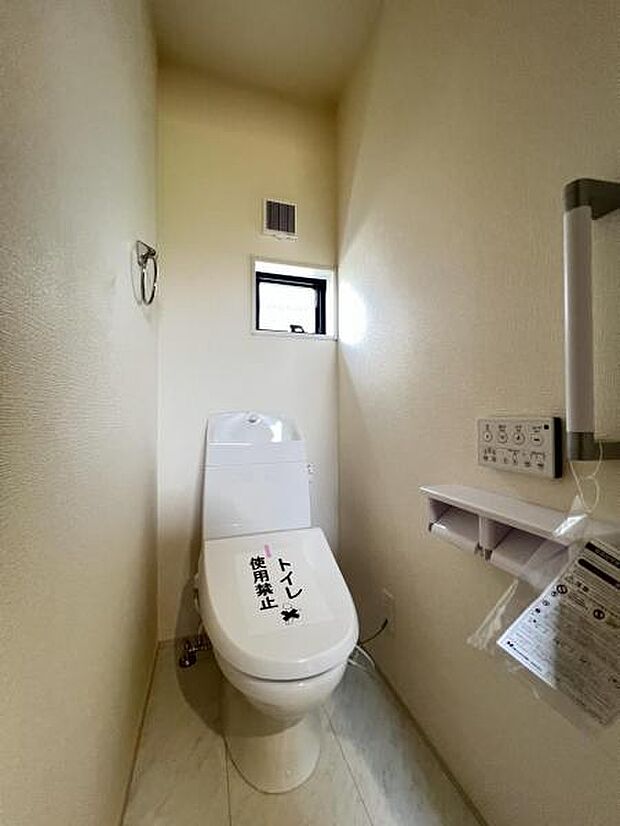 ほっと安らげるトイレ空間です。