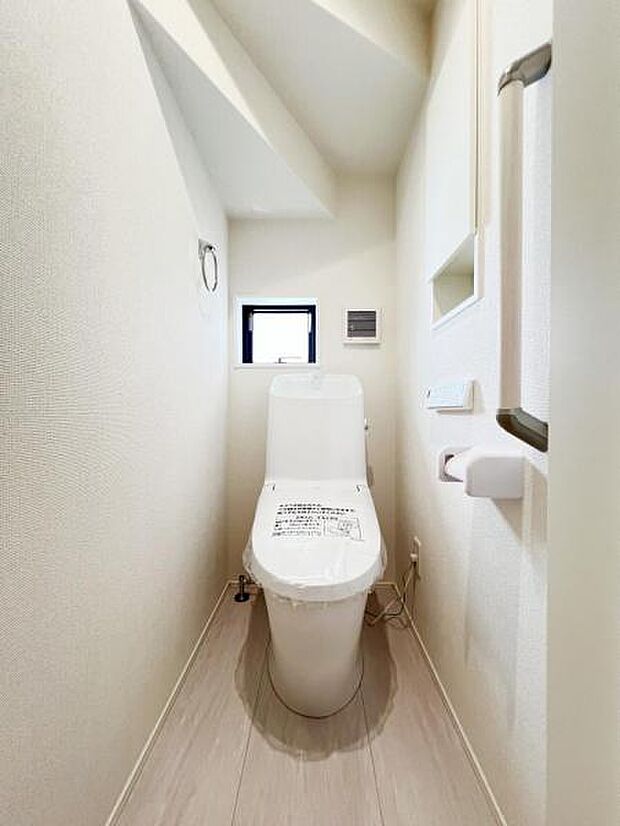 ほっと安らげるトイレ空間です。