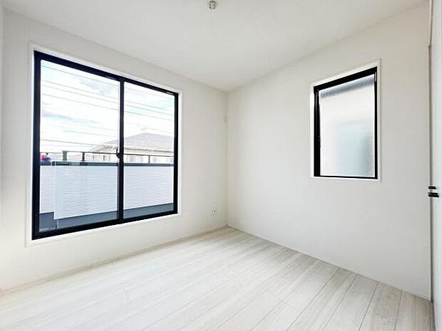 子供部屋にもちょうど良い大きさのお部屋です。