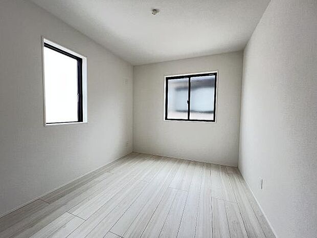 子供部屋にもちょうど良い大きさのお部屋です。