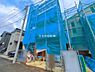 外観：前面道路を含めた現地写真です。