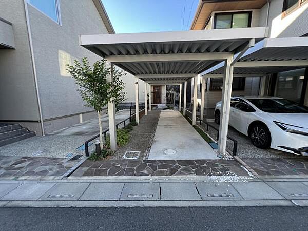 駐車場を拡大表示