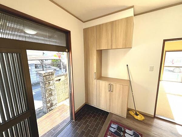 玄関を拡大表示