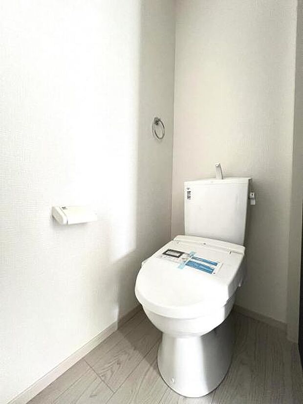 ほっと安らげるトイレ空間です。