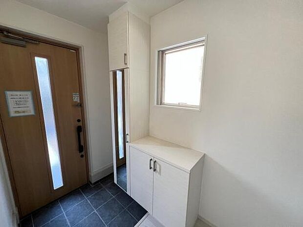 いつも気持ちよくご家族を迎えられる玄関です。