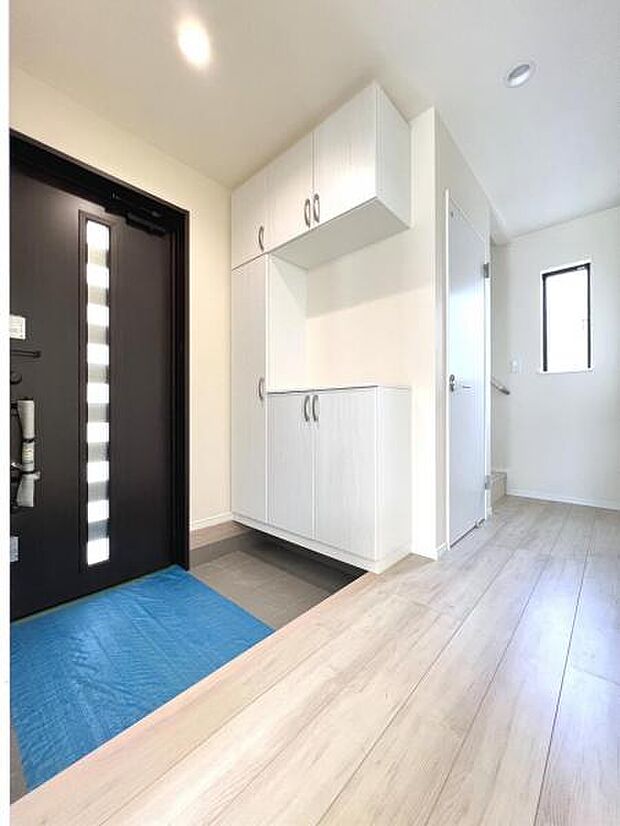 いつも気持ちよくご家族を迎えられる玄関です。