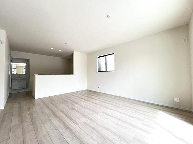 ご家族の温かい時間を演出するダイニングスペースです。