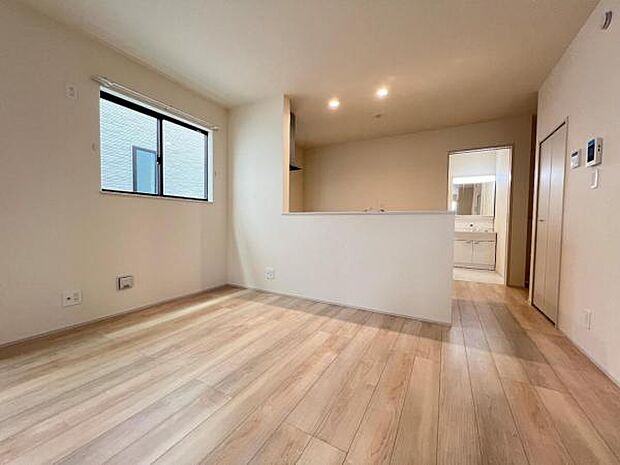 ご家族の温かい時間を演出するダイニングスペースです。