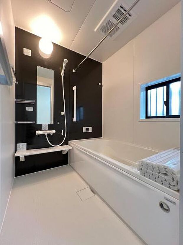 お風呂でほっとひといき。1日の疲れを癒しましょう。