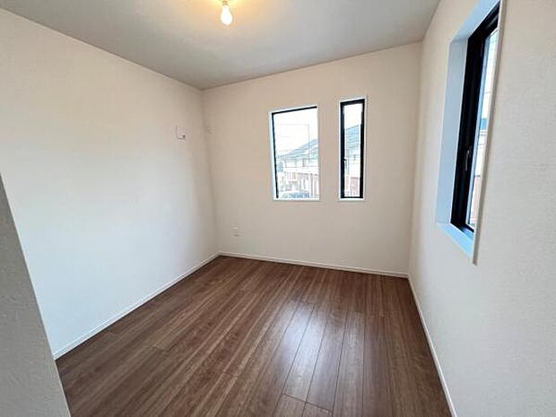 子供部屋にもちょうど良い大きさのお部屋です。