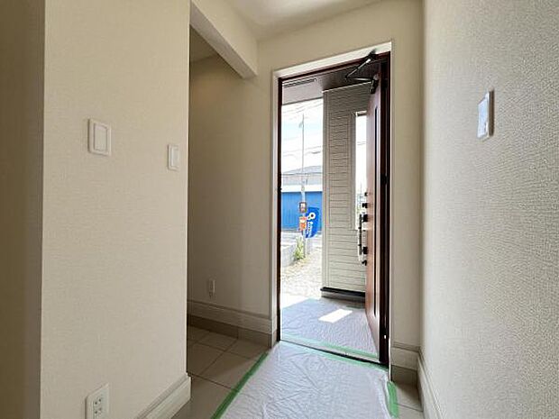 いつも気持ちよくご家族を迎えられる玄関です。