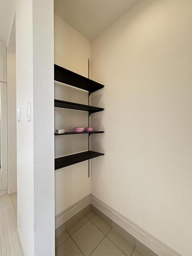 土間収納です。