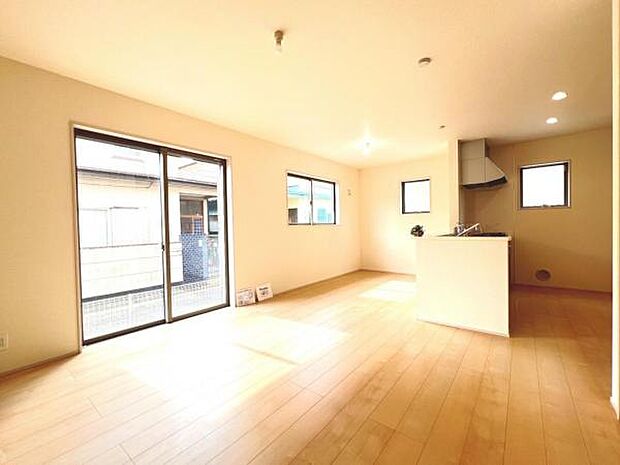 家族団らんの場所としてゆったりと居心地の良いリビングです。