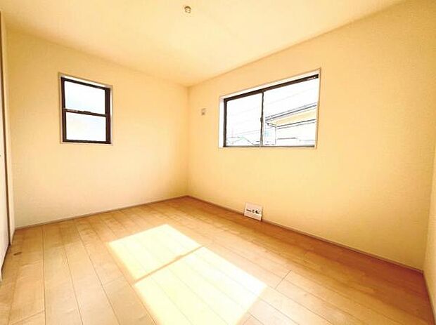 子供部屋にもちょうど良い大きさのお部屋です。