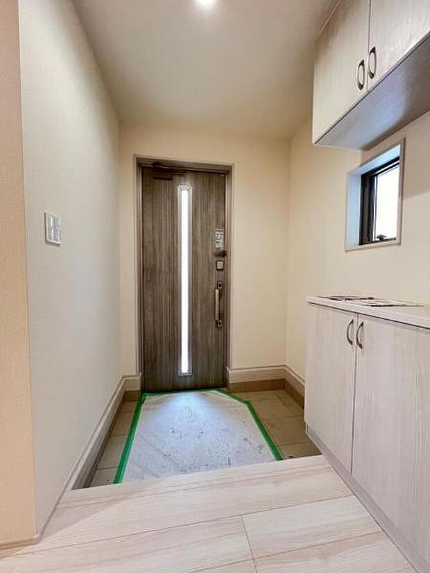 いつも気持ちよくご家族を迎えられる玄関です。